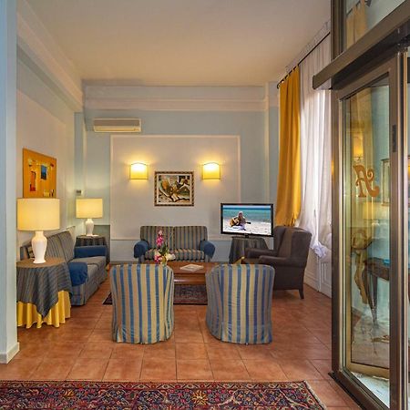 Hotel Arcangelo Viareggio Exterior photo