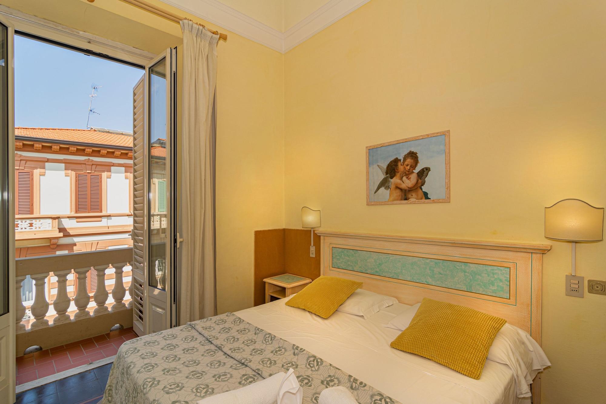 Hotel Arcangelo Viareggio Exterior photo