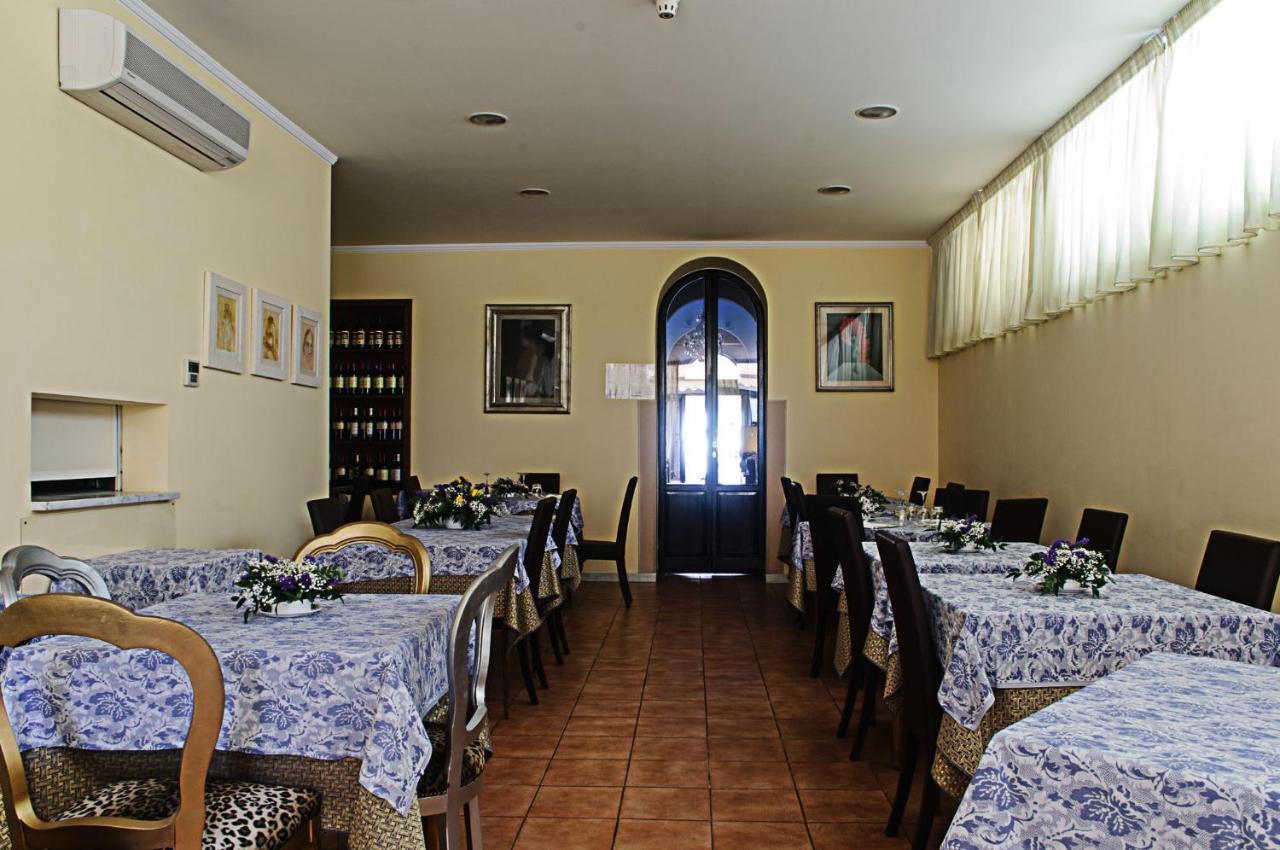 Hotel Arcangelo Viareggio Exterior photo